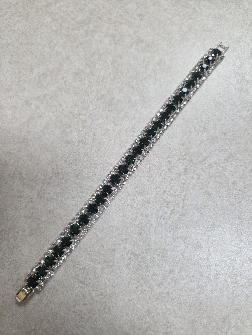 Deep Green & clear faux gem costume jewelry 7" Tennis bracelet